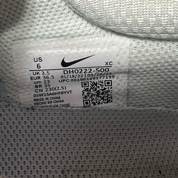 Women’s Nike Zoom NXT hard court shoe size 6 - Picture 7 of 8